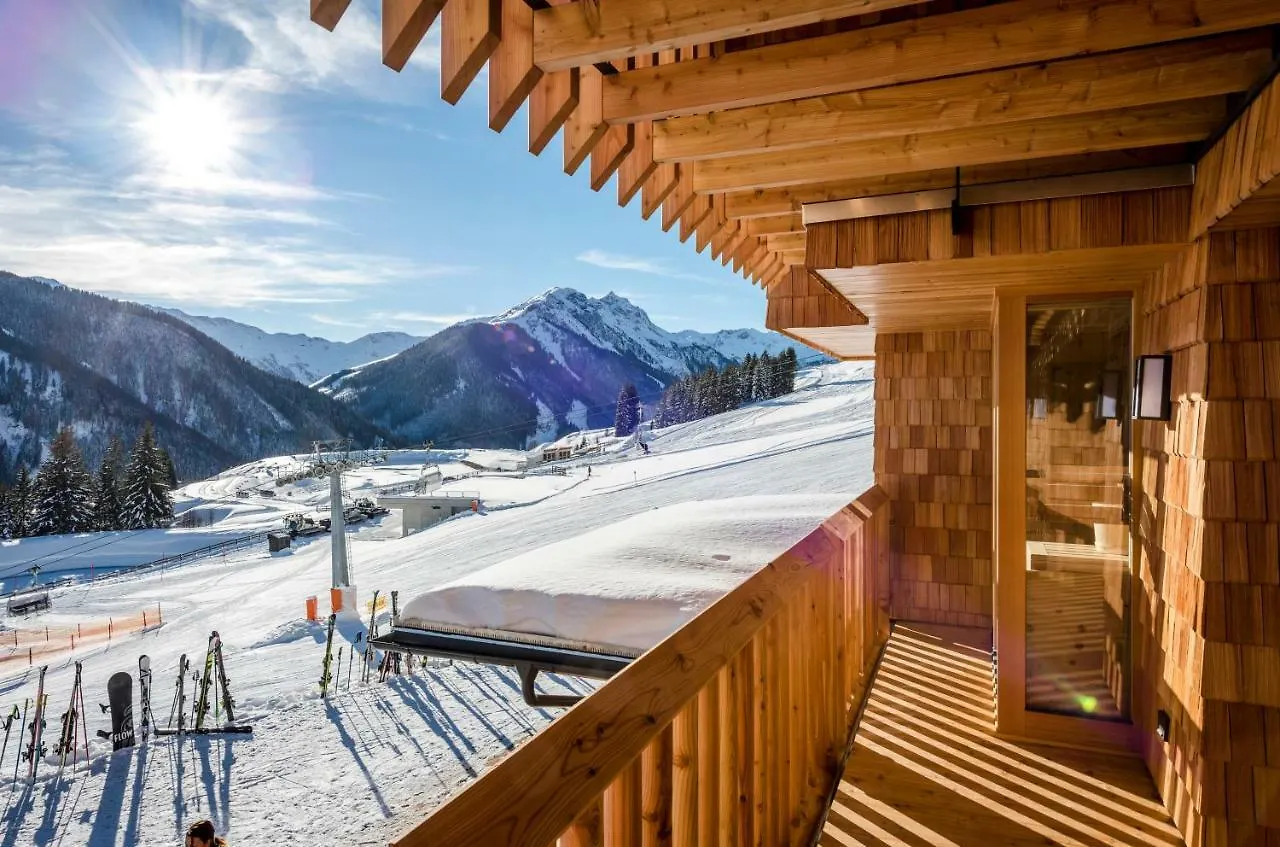 Die Alm 1350 Saalbach-Hinterglemm Apartment